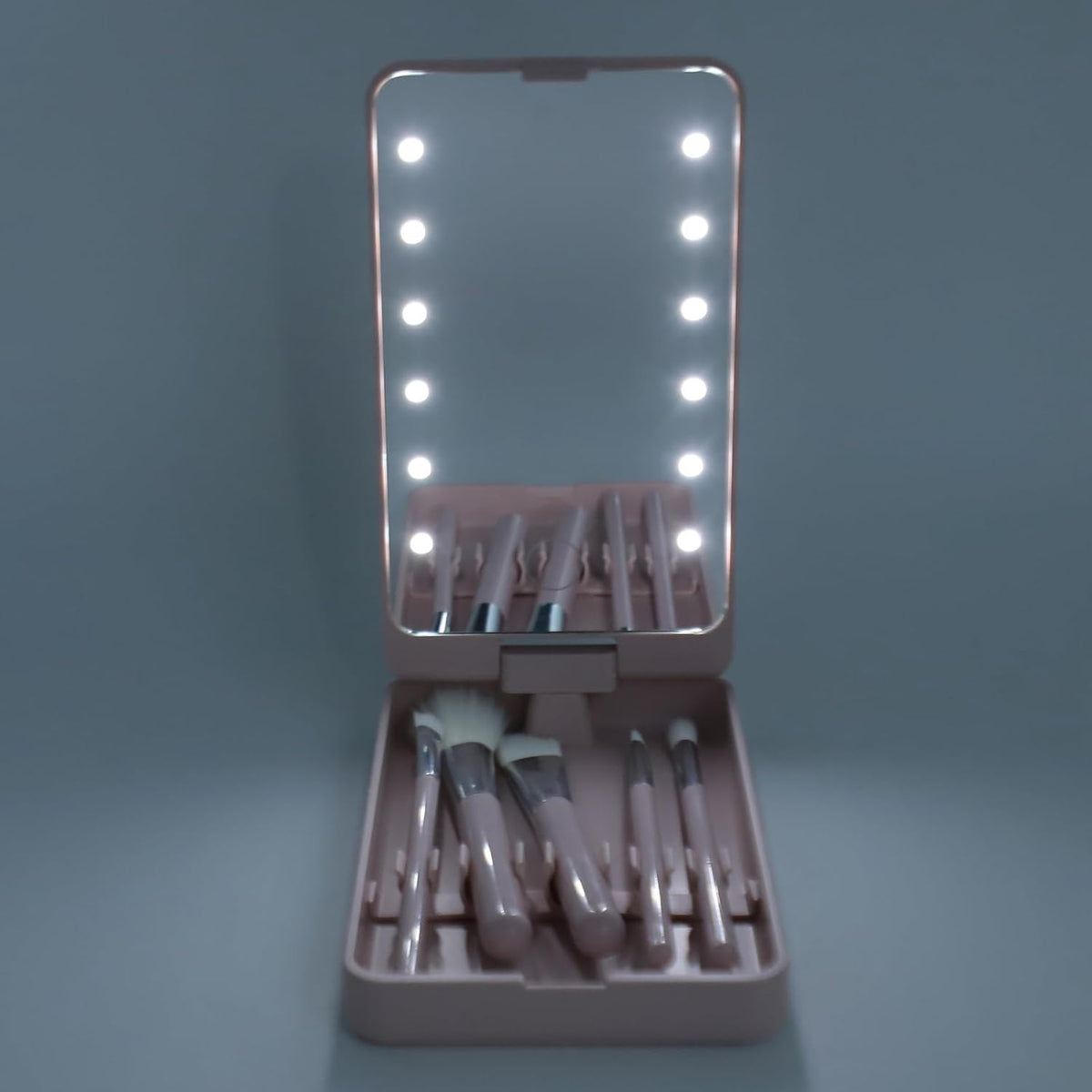 Travel Size Makeup Brushes Mini Set with Case, Light, Mirror, 5 Pcs Small Cosmetic Brushes, Brush Travel Essentials Kits for Women Girls, Foldable